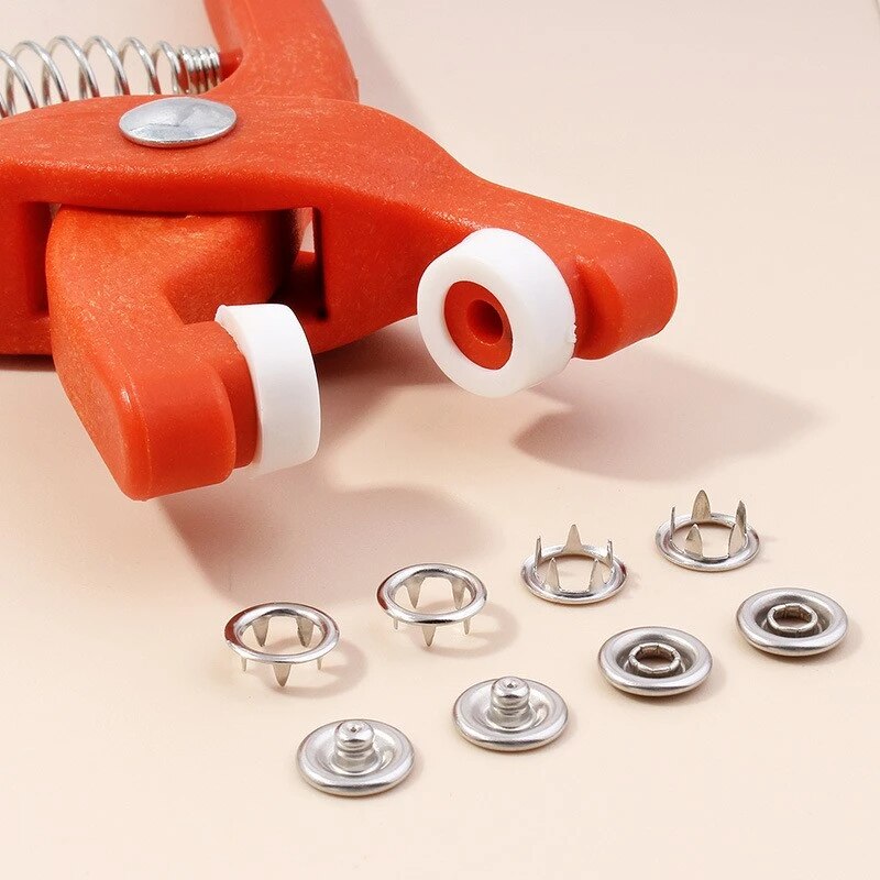 Ensemble de pinces à cinq mâch - Snap Fastener Set avis et prix